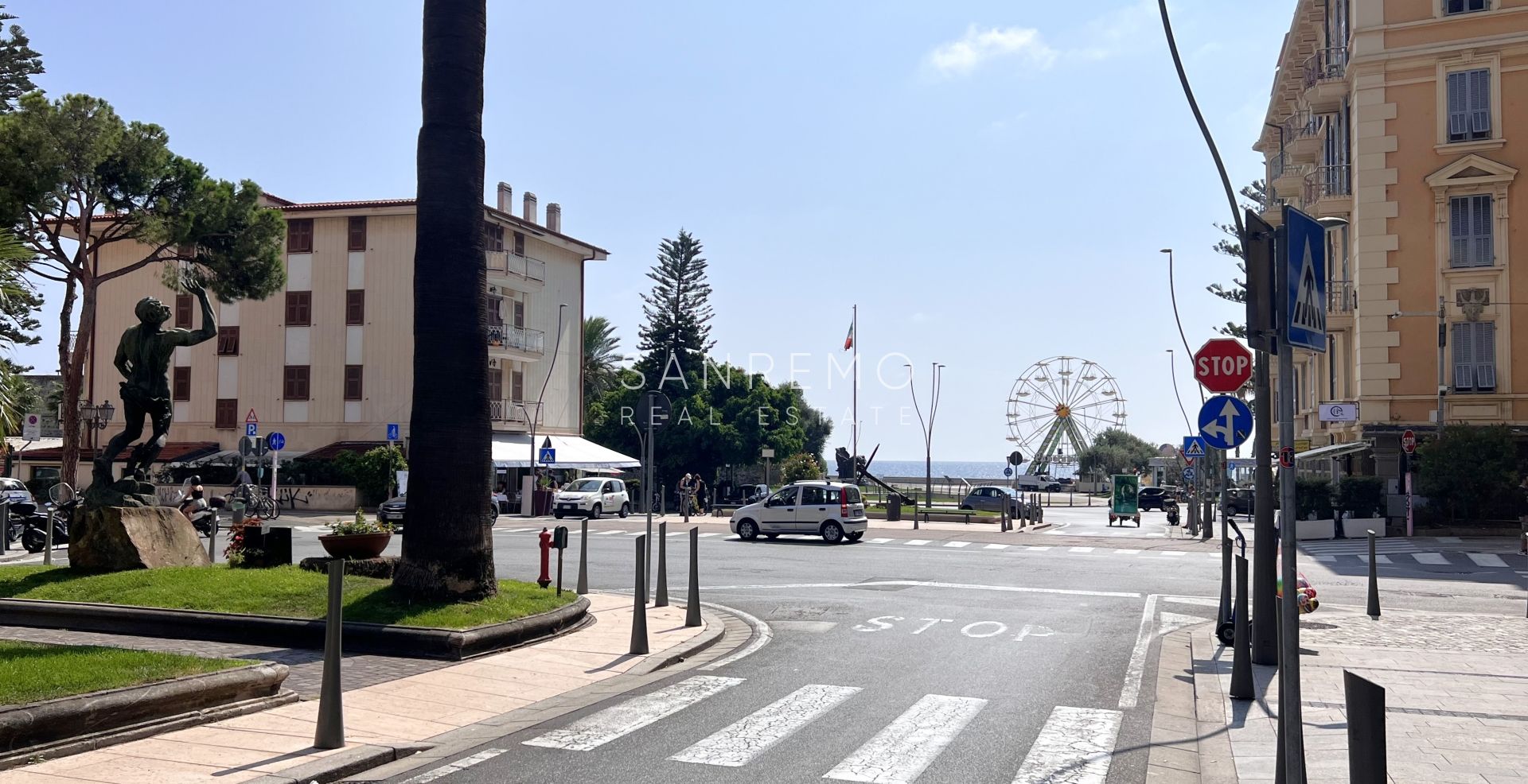 Appartement de deux pièces dans un immeuble d'époque à quelques pas de la piste cyclable et de tous les principaux services